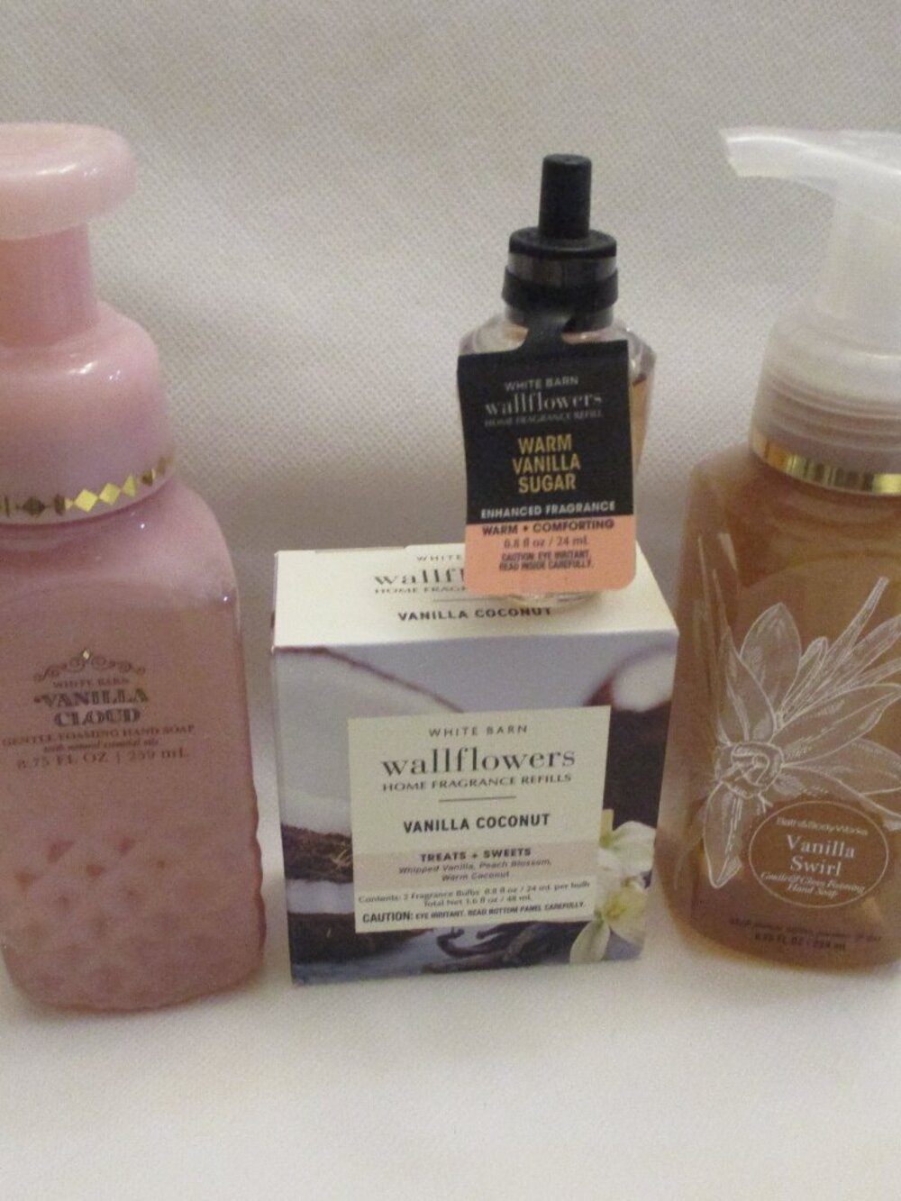 Bath & Body Works 4 piece bundle - Vanilla